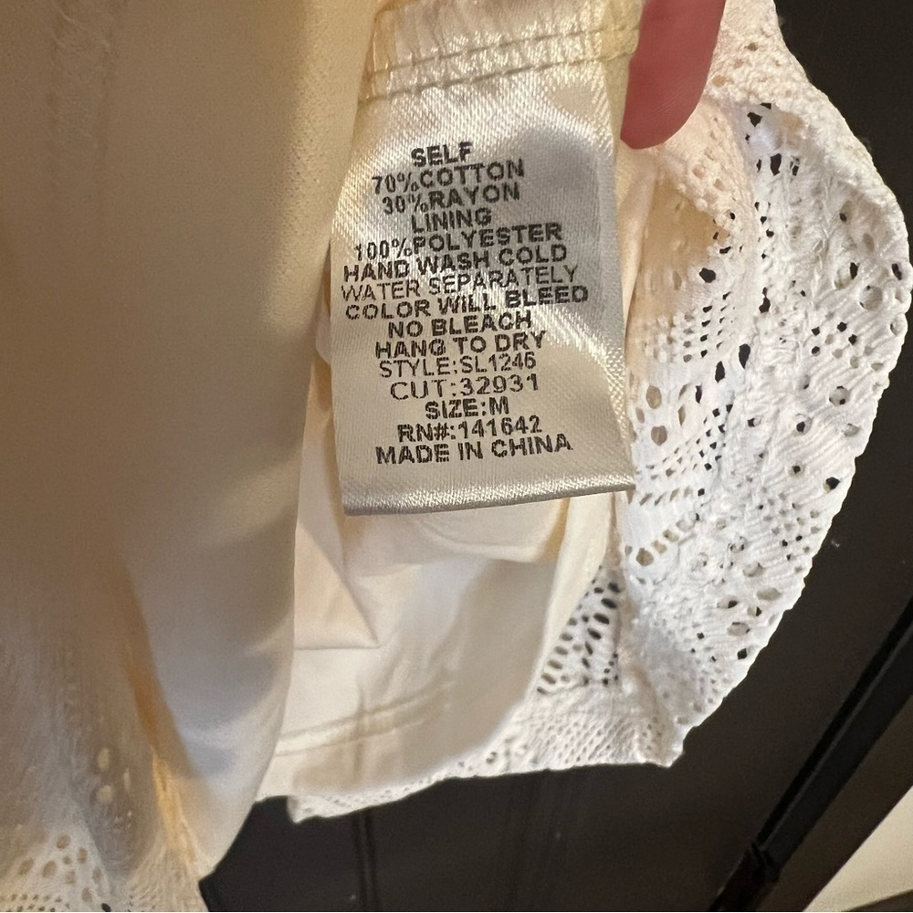 ☀️She + Sky Cream Colored Sleeveless Dress, Size Medium - Picture 9 of 9